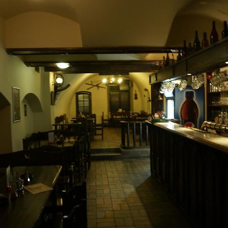 Hotel U Zlateho Andela Pardubice Ngoại thất bức ảnh