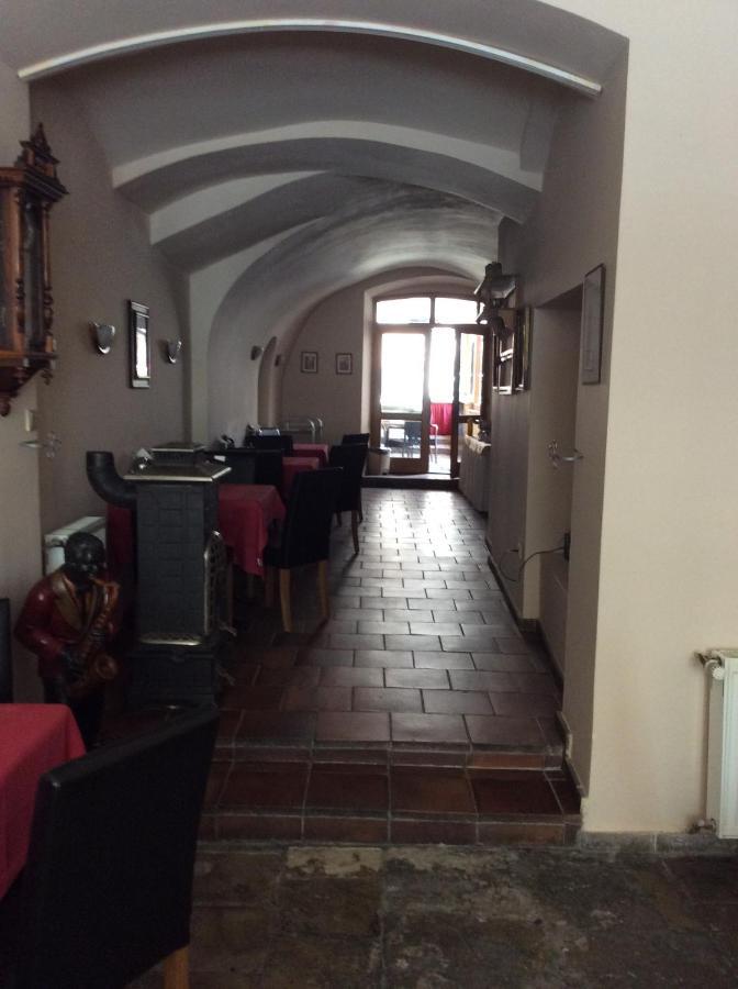 Hotel U Zlateho Andela Pardubice Ngoại thất bức ảnh